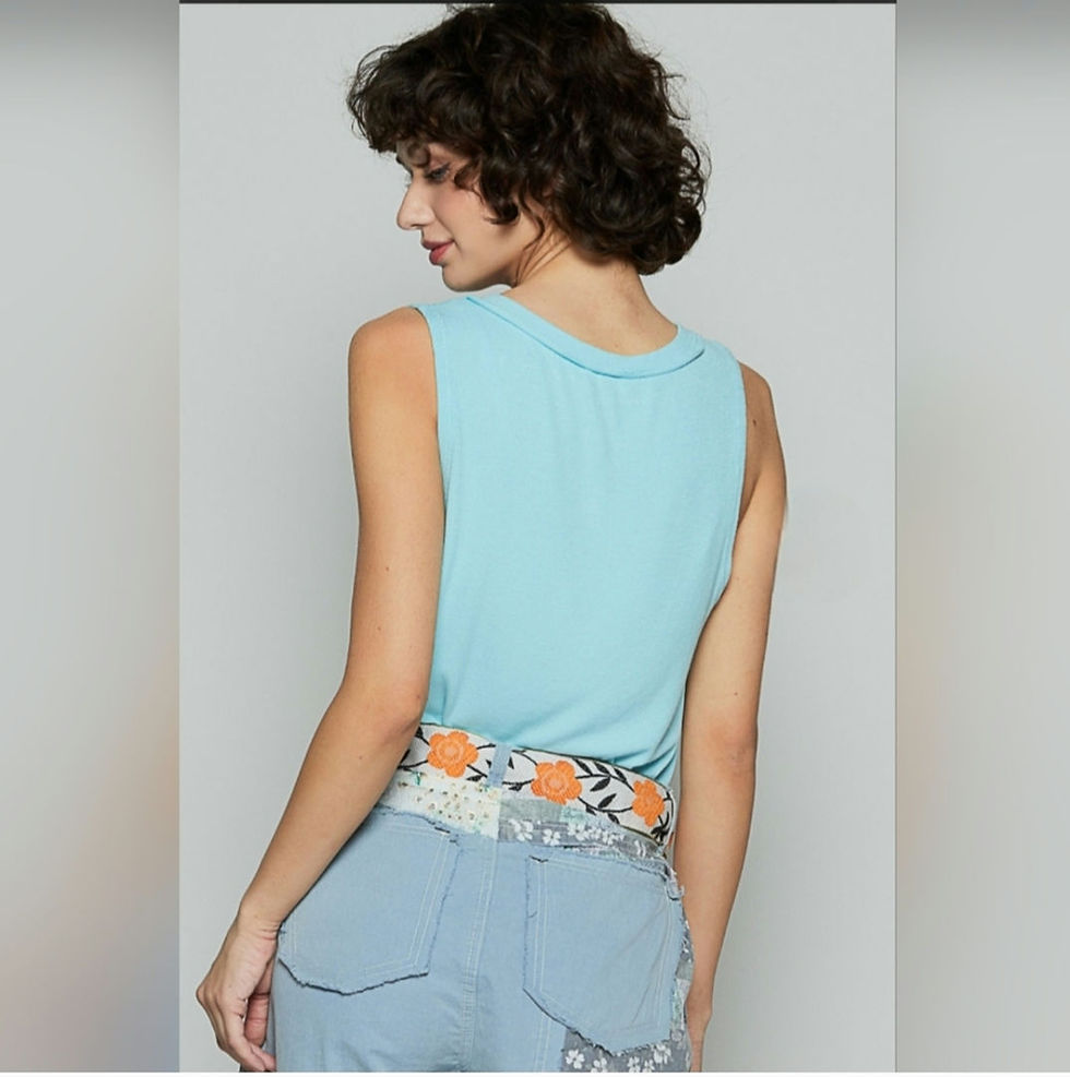 Thumbnail: Buttoned Elegance Sleeveless Tank Top 