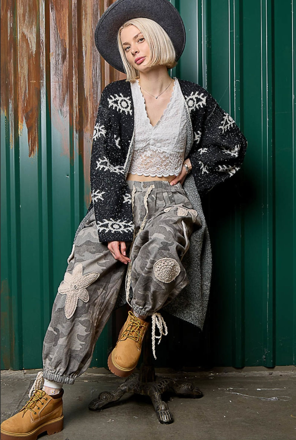 Thumbnail: Evil Eye Pattern Cardigan 