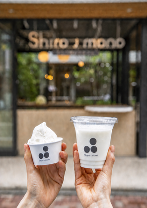 店舗外観・商品・メニュー写真：独自素材を活かしたメーカー直営カフェ風景・メニュー・ブランド世界観を表現したプロダクト撮影カット