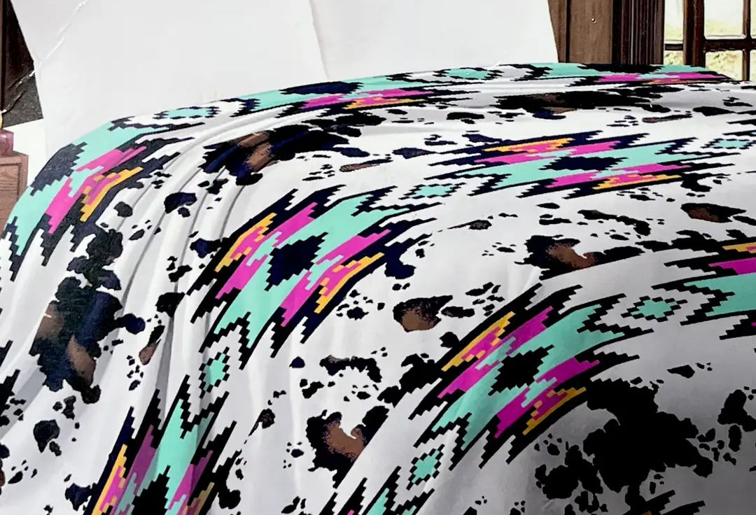 Pink Aztec Mia Thin Throw Blanket -Queen