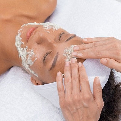 Green Peel Clinic in Oman