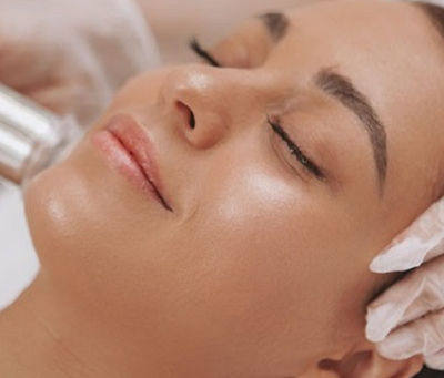 Does an OxyGeneo Facial Hurt? What You Need to Know