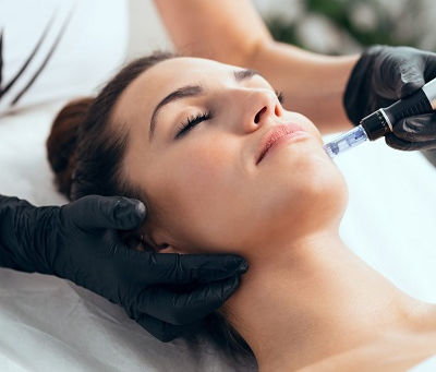 علاج أميسون: ما تحتاج إلى معرفته قبل جلستك الأولى