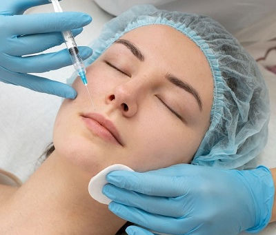 علاج الببتيدات مقابل عوامل النمو: الفرق