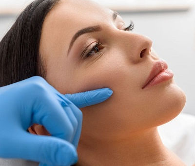 كيف يمكن جراحة التجميلية أن تحسن صورة الجسم