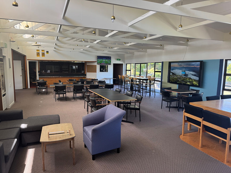 Khandalla Tennis and Squash Club Lounge