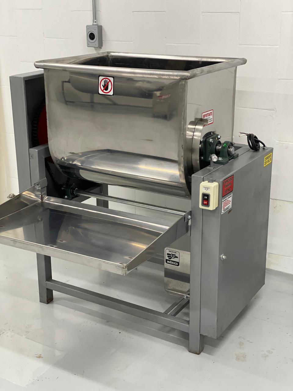 Miniatura: Amasadora 50 kg