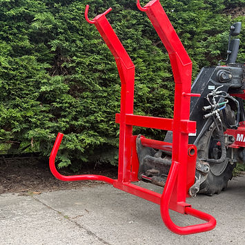 We offer a wide range of telehandler attachments to help you get the most out of your machinery on site. Designed to improve versatility and efficiency, our attachments make lifting, loading, and material handling tasks quicker and easier across construction, landscaping, and agricultural projects in Yorkshire