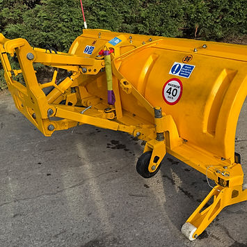 Econ snowplough for Gritter Wagon, standard Din plate
