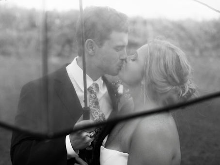 Rainy Day Wedding Photos