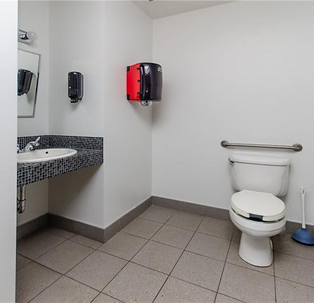 72 Washroom.jpg