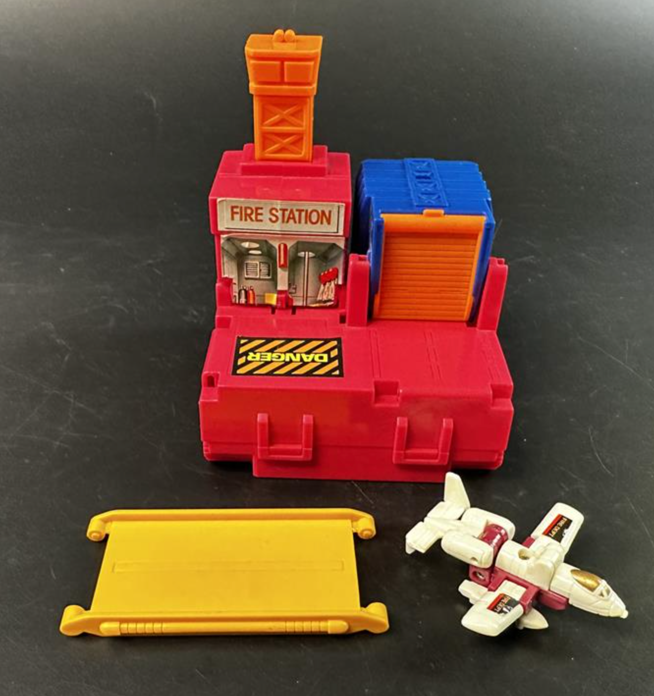1989 Hasbro Transformers G1 Micromasters Hot House