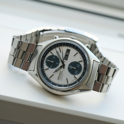 Seiko Chronograph Panda 6138-8020 | The Tokei Club