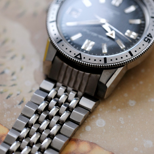 Calendar Auto Orient Diver T-19735A | The Tokei Club