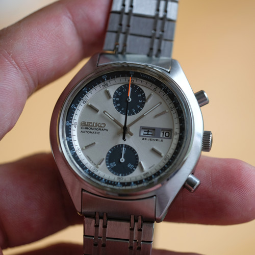Seiko Baby Panda 6138-8000 | The Tokei Club