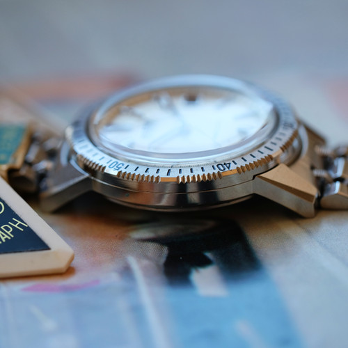 おでこ SOLD - Seiko Crown Chronograph 5717-8990 | The Tokei Club