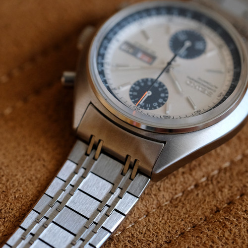 Deadstock Seiko Baby Panda 6138-8000 | The Tokei Club