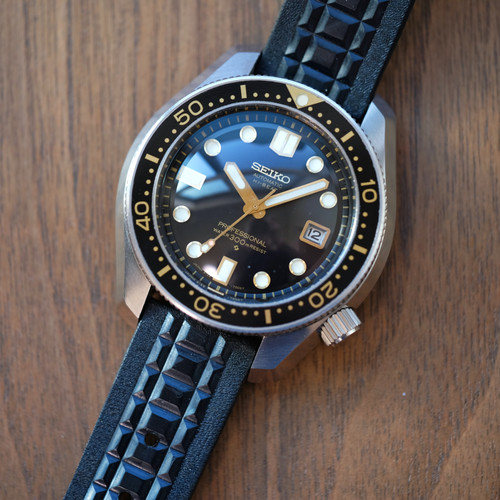 SOLD - Seiko Professional Diver 6159-7001 | The Tokei Club