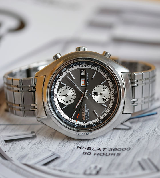 SOLD - Seiko Reverse Baby Panda 6138-8001 | The Tokei Club