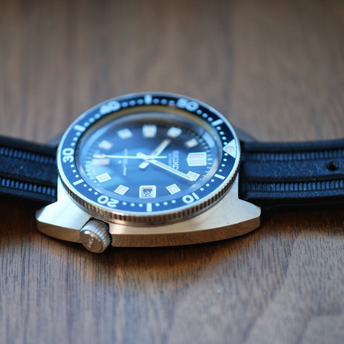 SOLD - Seiko Diver Ref. 6105-8000 | The Tokei Club