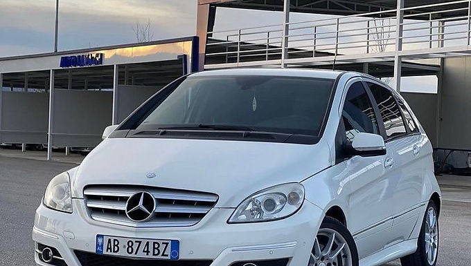  Mercedes Benz B 200
Blueficiency