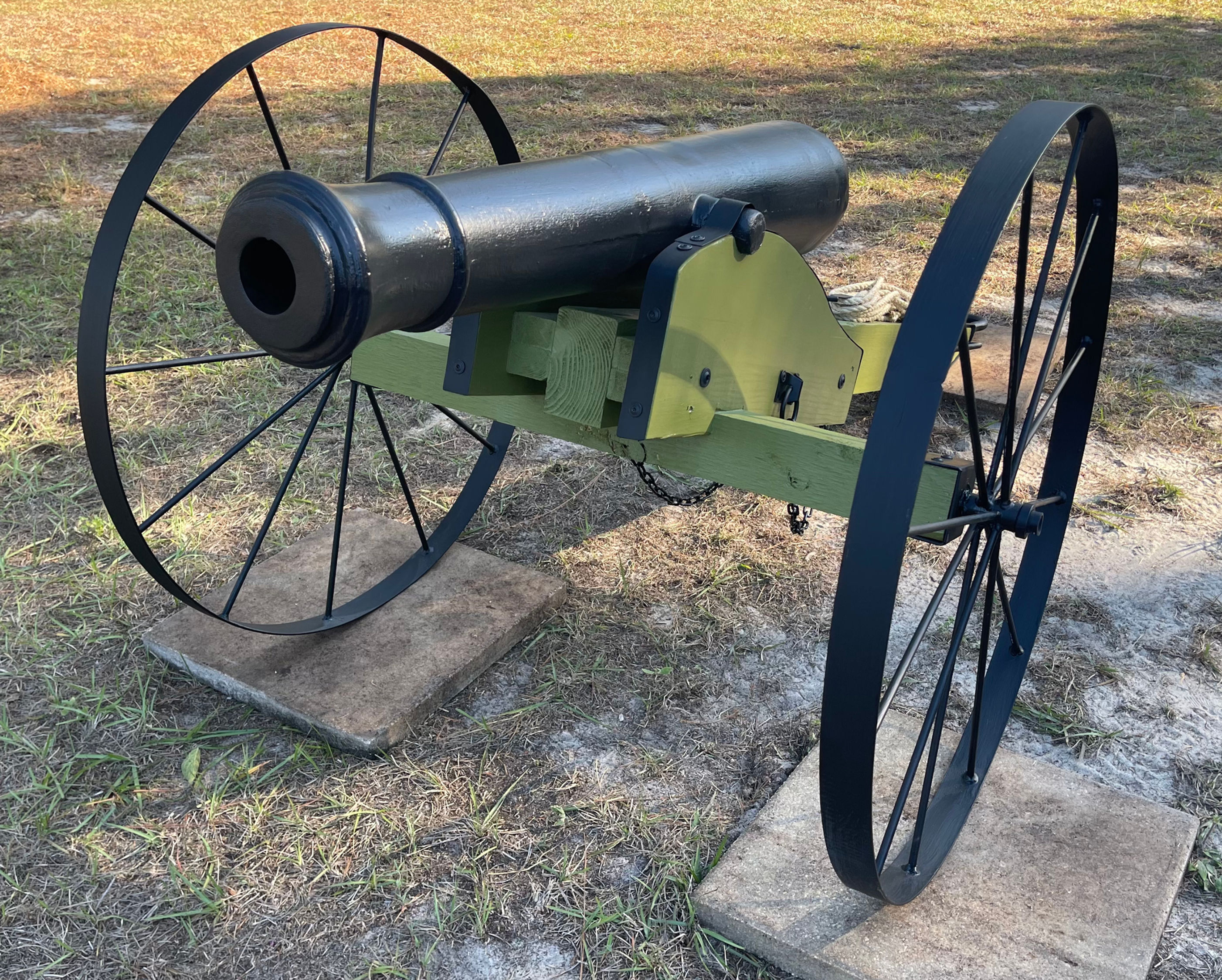 1841 Civil War Field Cannon (replica)