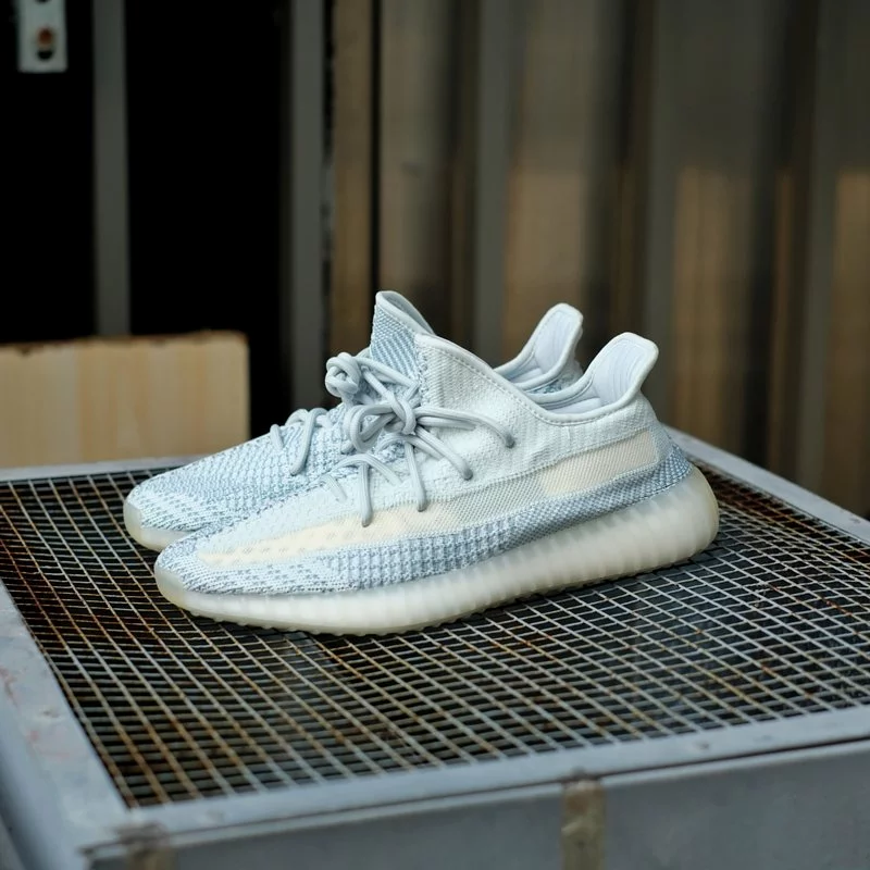 縮圖：Yeezy 350V2 Boost "Cloud White" FW3043