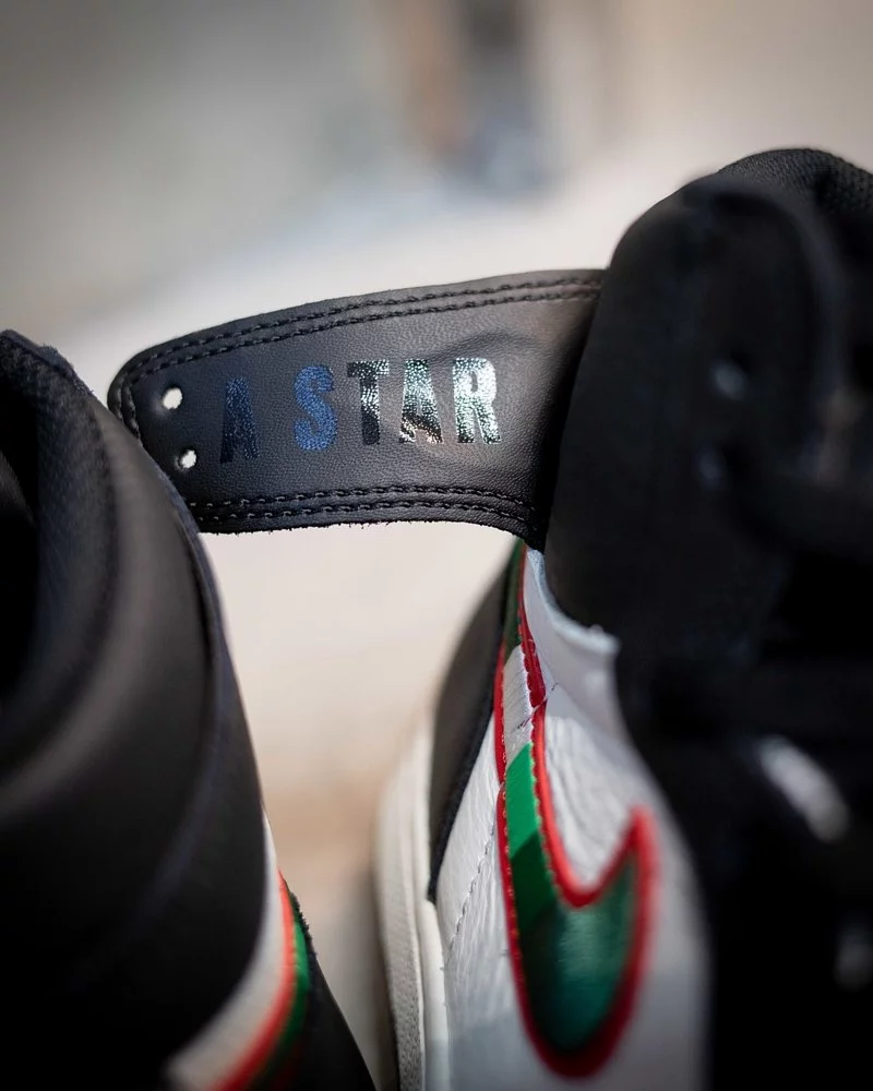 縮圖：AIR JORDAN RETRO 1 ''SPORT ILLUSTRATED'' 555088-015