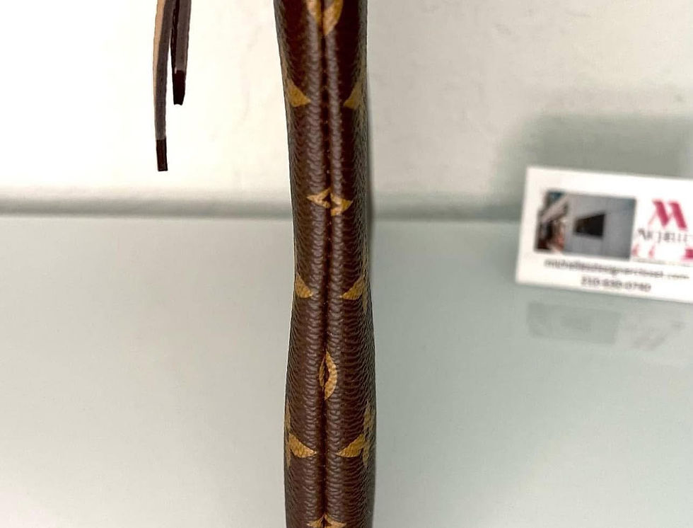 Thumbnail: Louis Vuitton Daily Pouch 