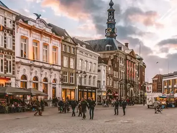 Den Bosch of 's-Hertogenbosch