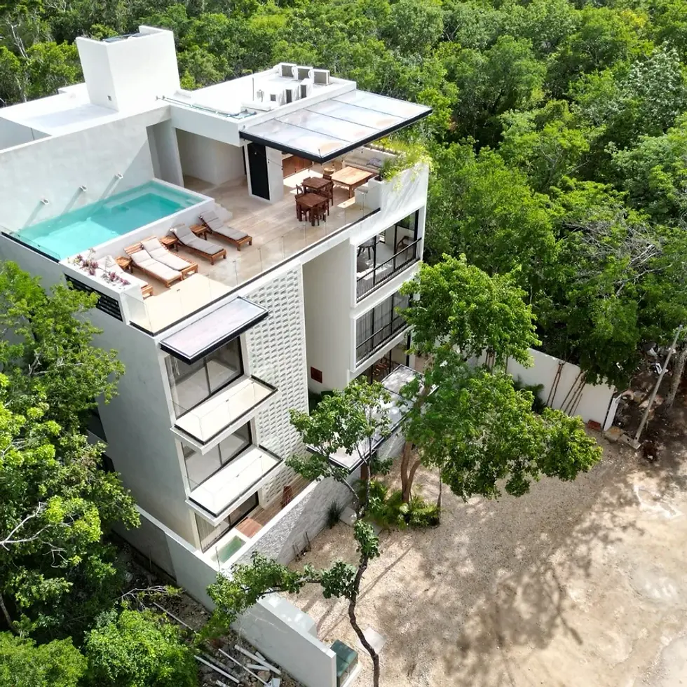 Xeiba - Image of Swimming Pool at Xeiba, featuring Modern Architecture, Rooftop Pool.