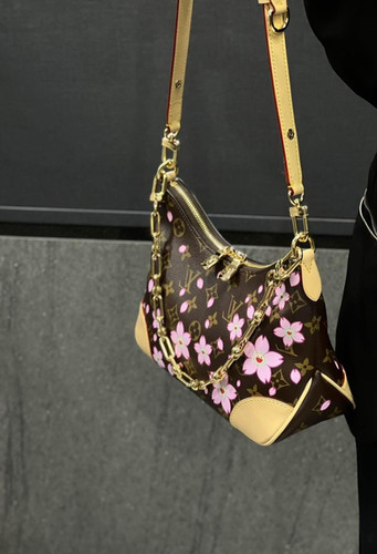 Louis Vuitton: x TM Boulogne Monogram Sakura M13265