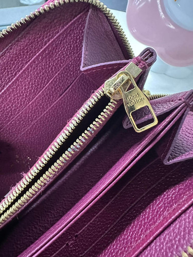 Louis Vuitton: Zippy Long Wallet M60549 | NEVERFULL LUXURY
