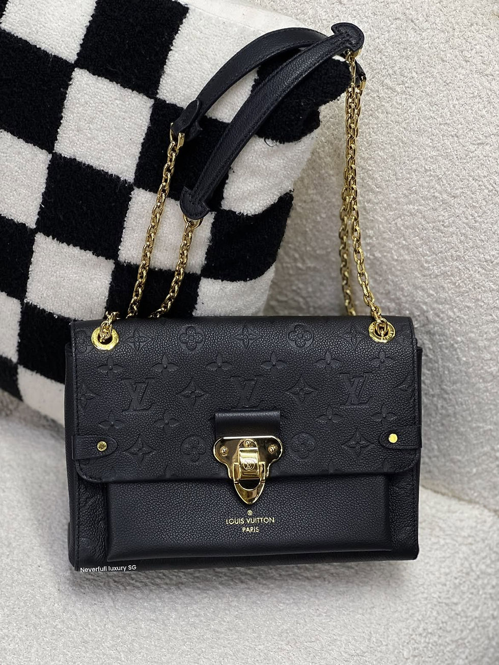 Louis Vuitton Vavin PM in Black Front View