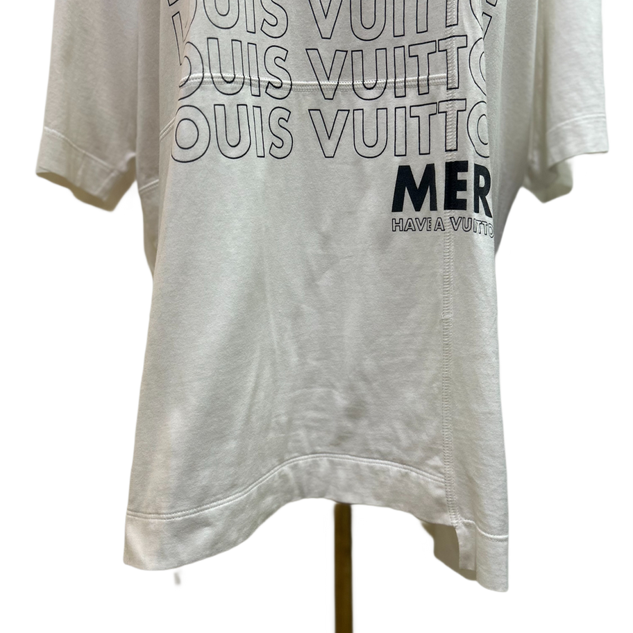 Louis Vuitton Merci Have a Vuitton Day in White Bottom Close up View