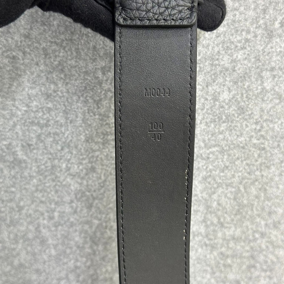 Black Louis Vuitton Voyager Belt, 40mm