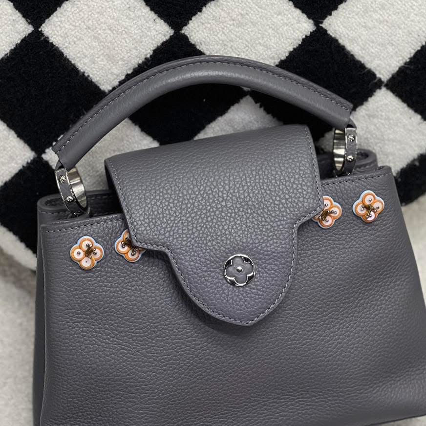 Louis Vuitton Capucines BB Close up View