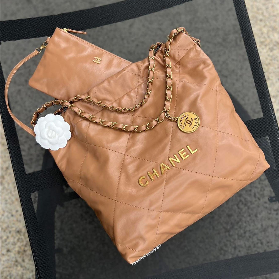 Chanel tote bag, camel leather, quilted design