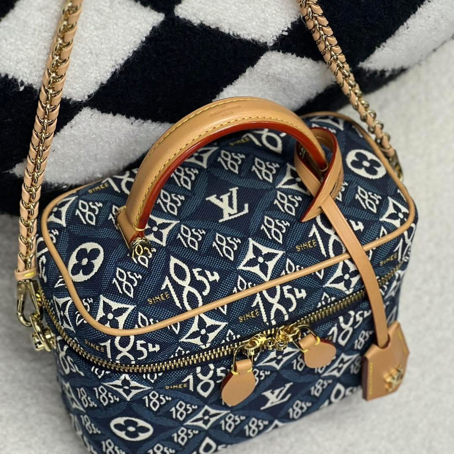 Navy blue Louis Vuitton handbag
