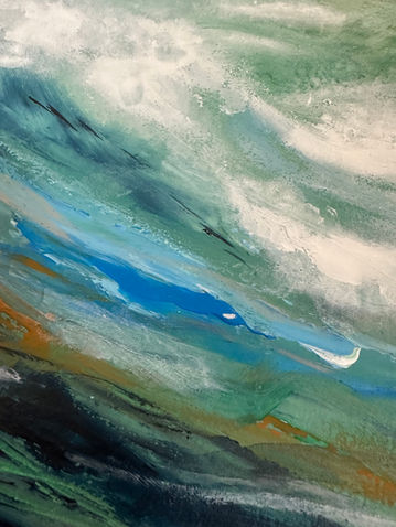 Ausschnitt aus dem abstrakten Kunstwerk. klares blau, auf nebligem salbeigrün, darüber weiß