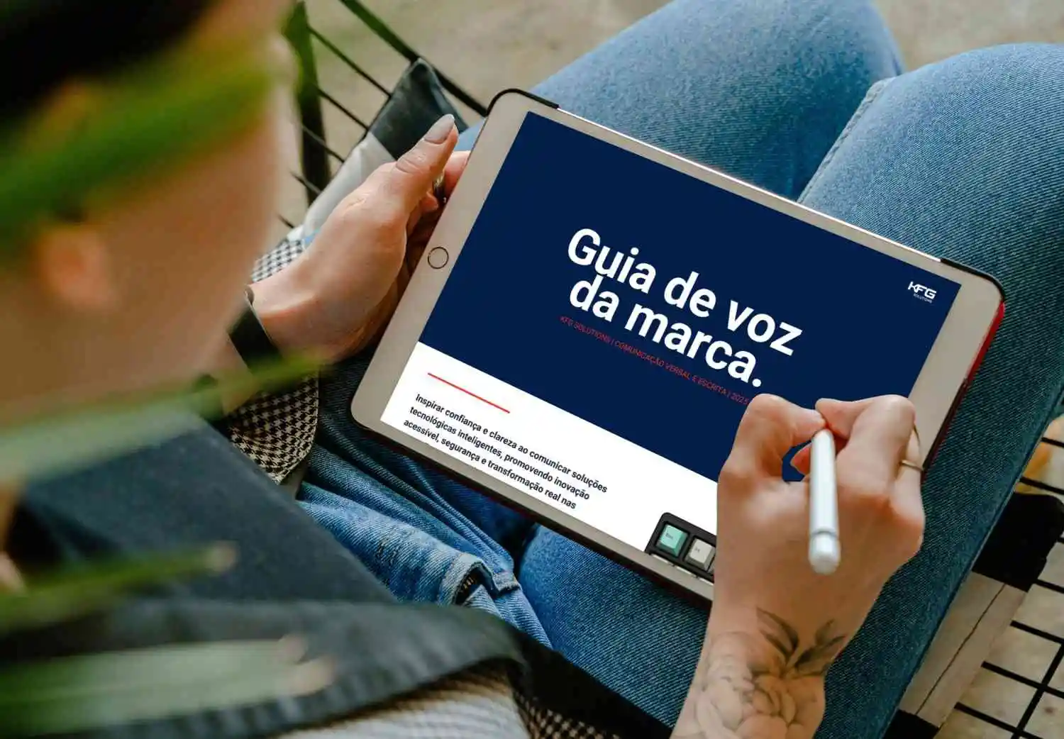 Brand Book Manual de Marca e Manual de Tom de Voz