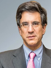 Carlos Elizondo