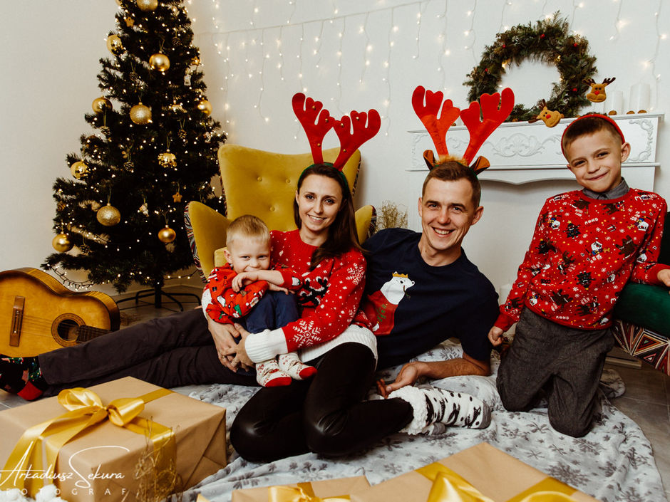 Sesja świąteczna 2 🎄2 chłopców z rodzicami🎄