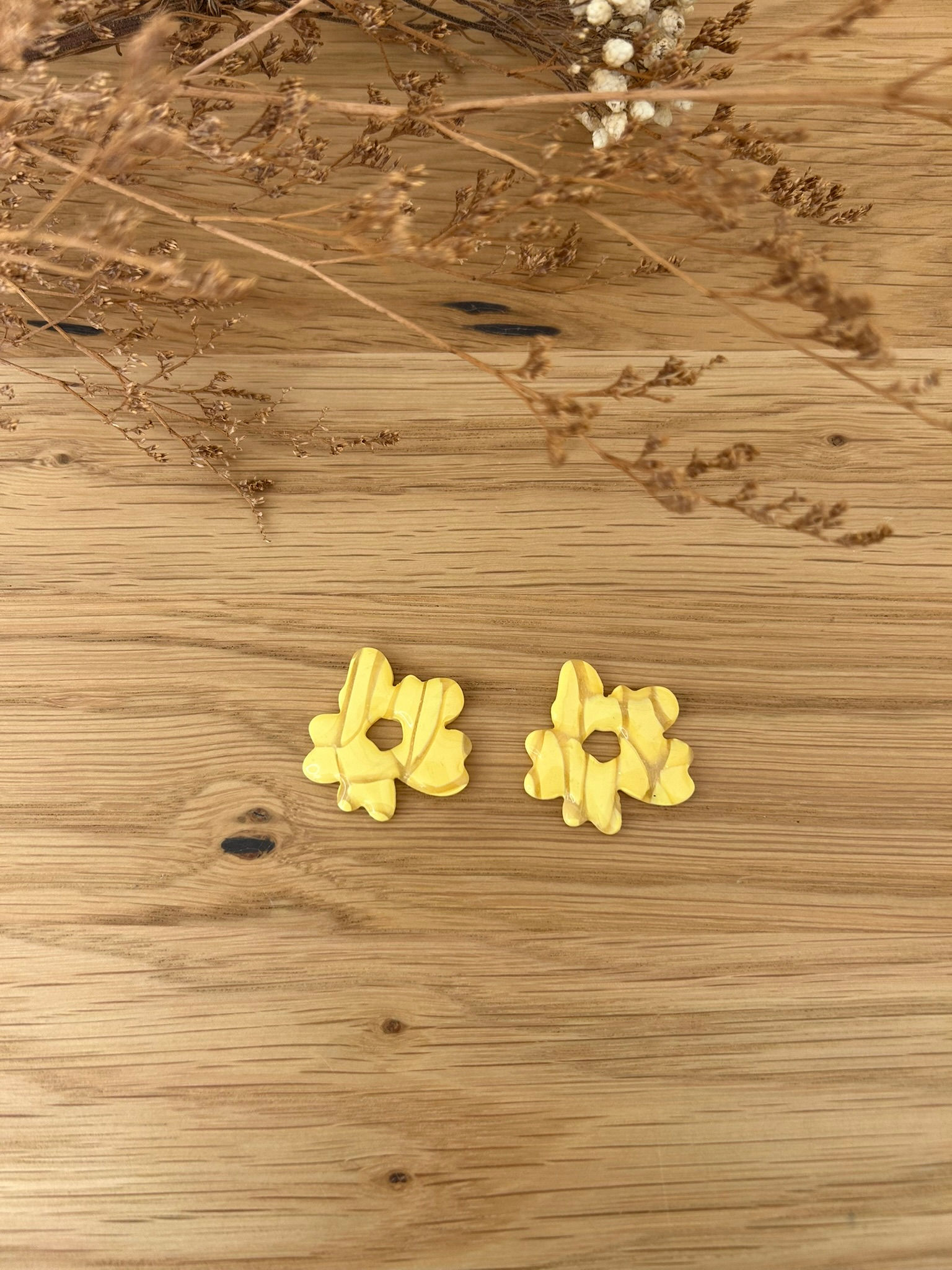 Charms Iris marbré Jaune