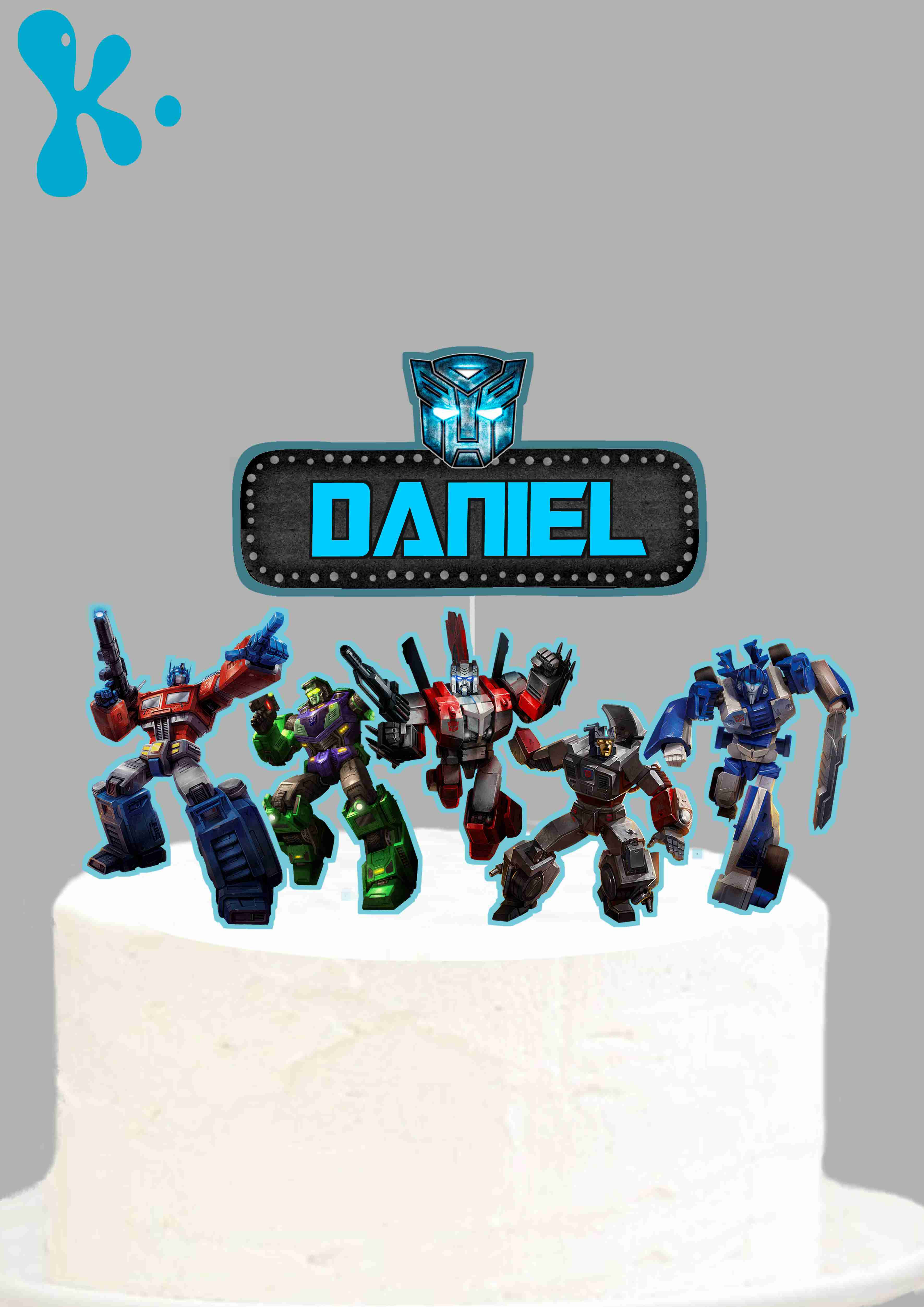 Topo de bolo Transformers Combiner Wars com robôs e nome Daniel para decoração de festa infantil.