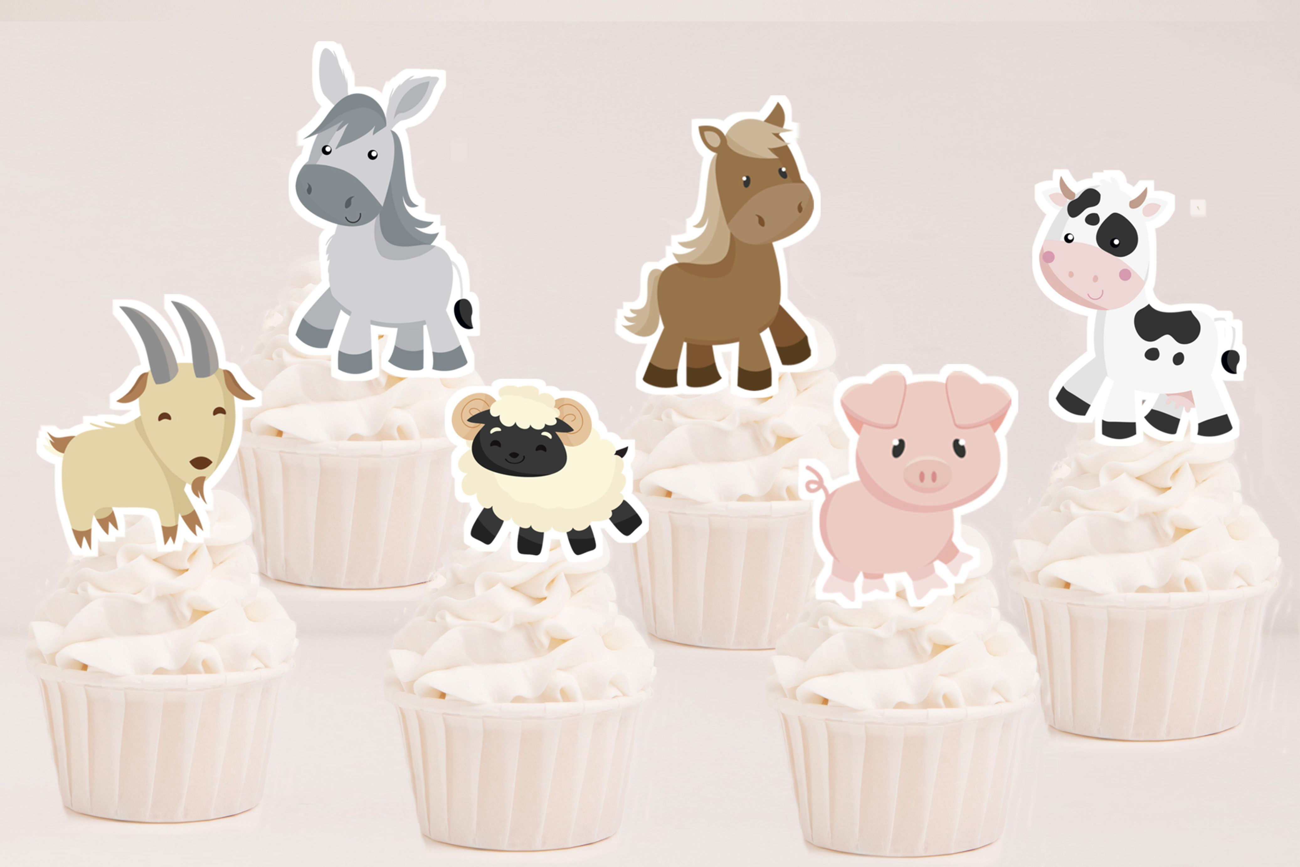 Toppers recortados Animais da Quinta aplicados em cupcakes para festa infantil.
