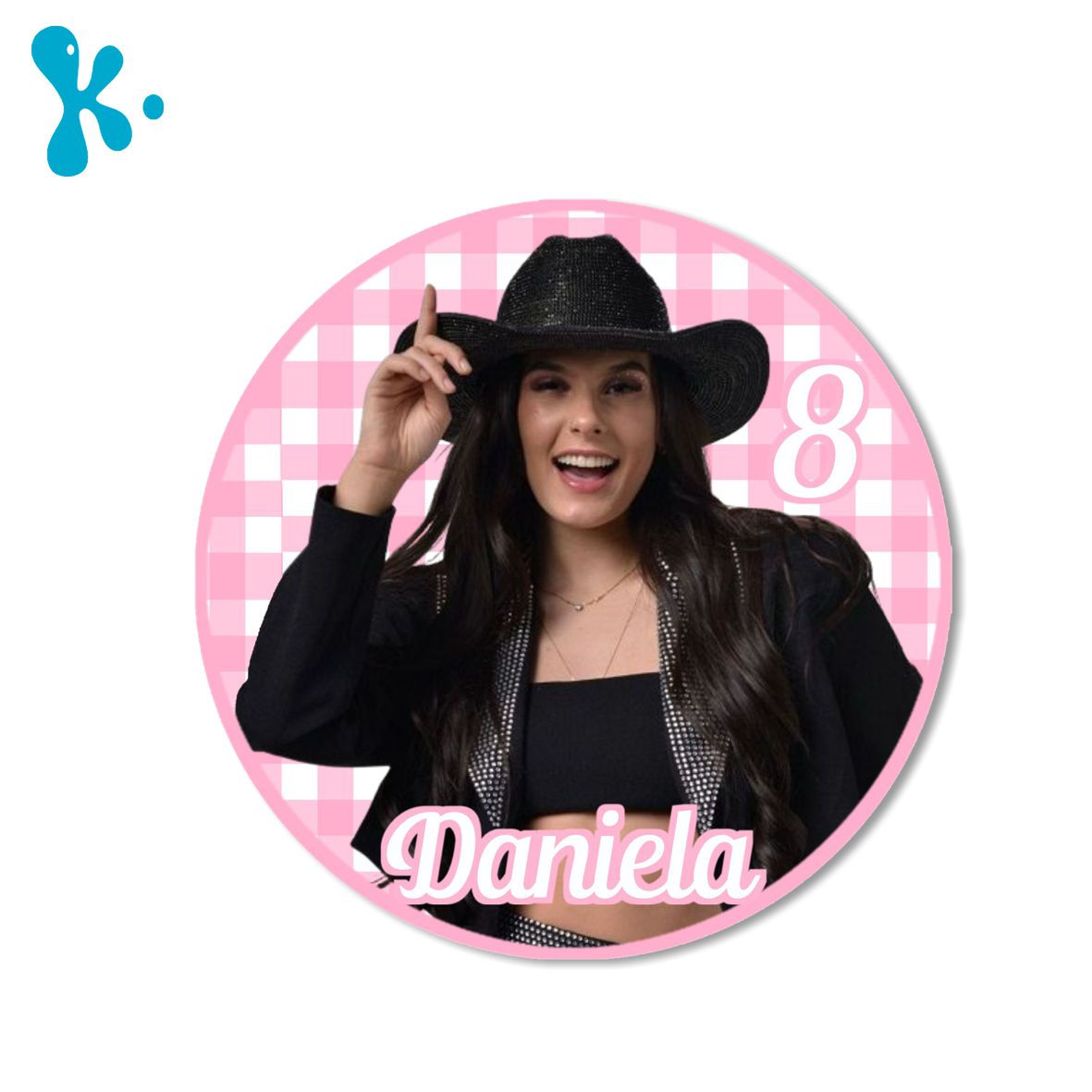 Autocolante redondo inspirado na Ana Castela personalizado com nome e idade, fundo rosa e estilo country moderno