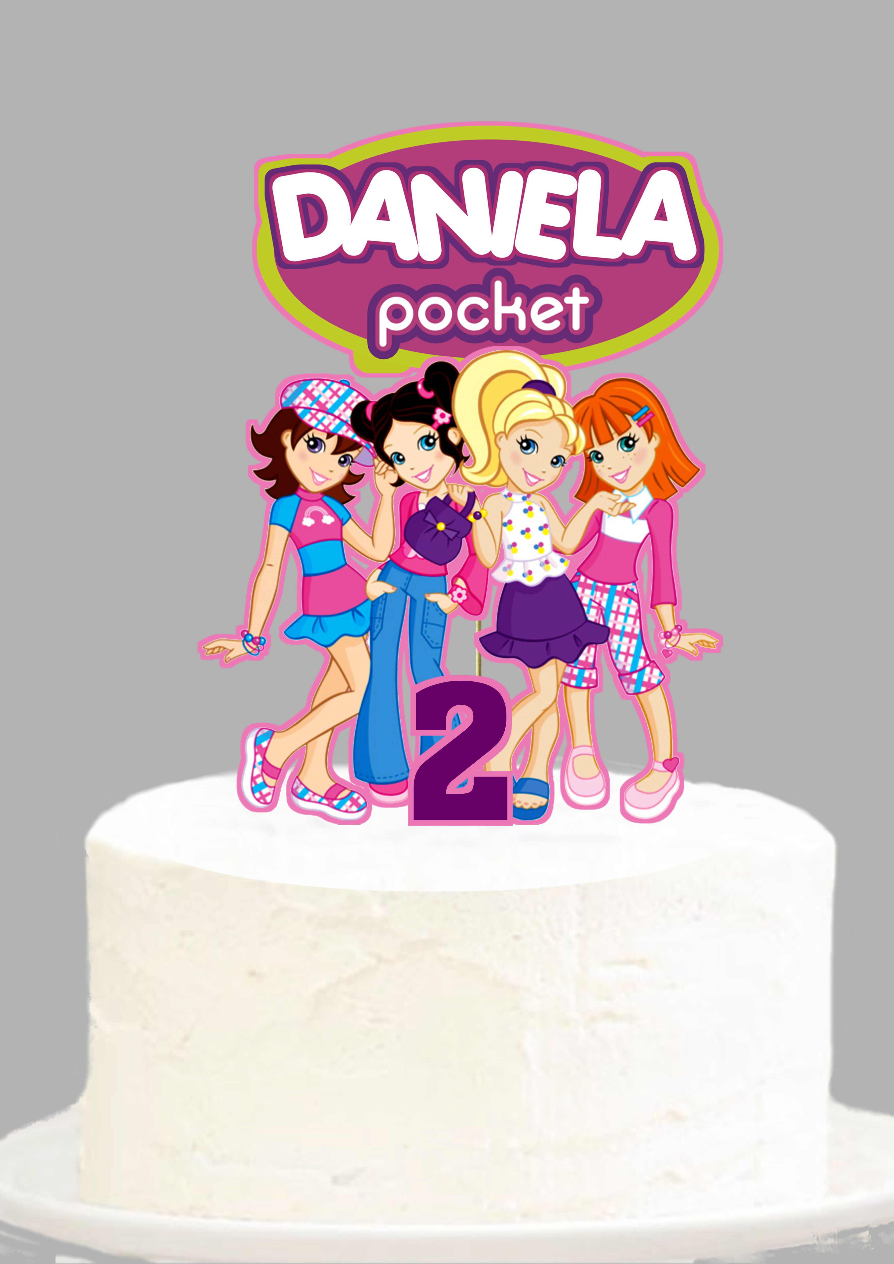 Topo de bolo personalizado Polly Pocket com nome e idade, ideal para festa infantil.