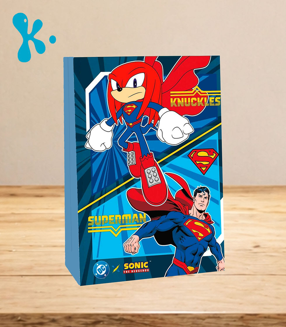 Saco lembrança personalizado Knuckles Superman com Knuckles vestido de Superman e o herói Superman.