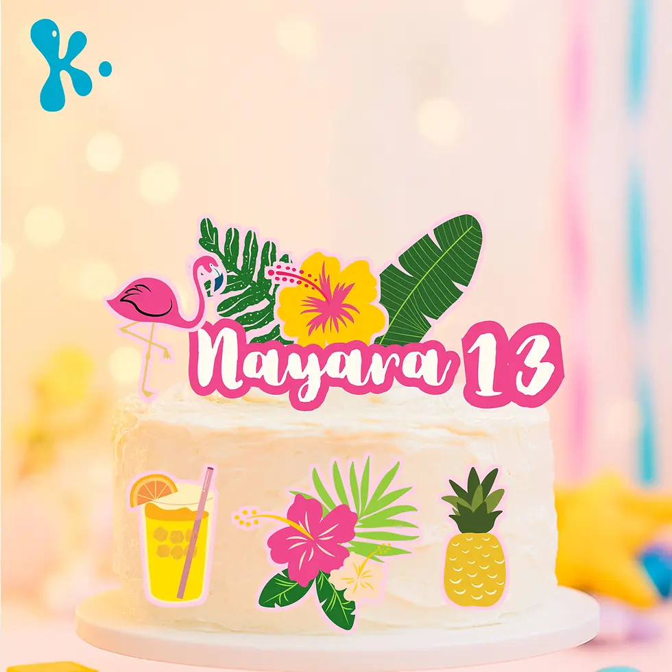 Topo de bolo tropical com flores, flamingo, ananás e nome personalizado.